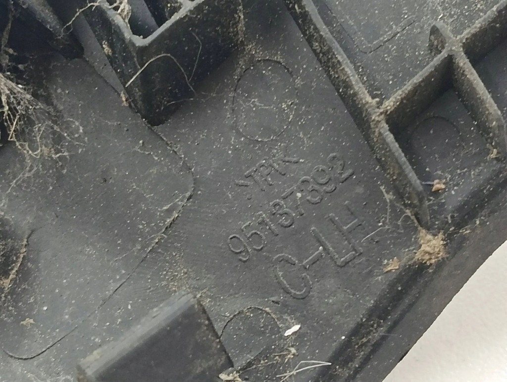 Chevrolet trax 2013 uszczelka/przesłona стекло передней Недорого