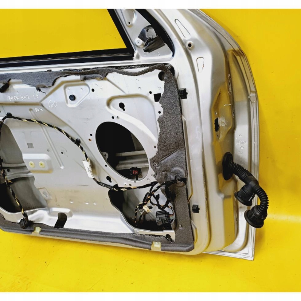 Дверь левый перед левая передние ford mondeo mk3 универсал lak. 60 120 um nr9 Киев