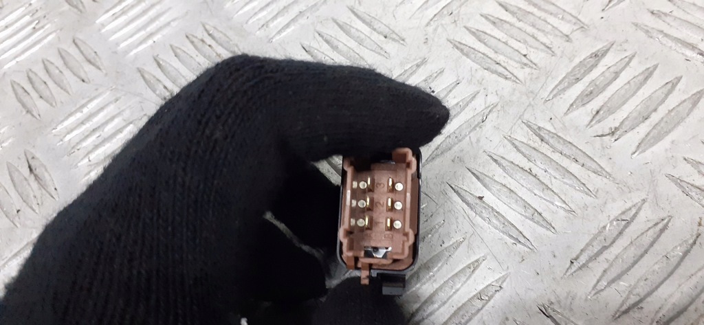 фото №2, Выключатель кнопка pdc renault espace iv