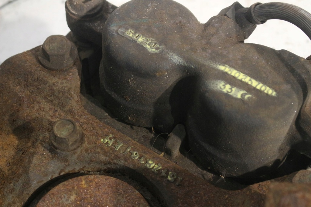 фото №5, Поворотный кулак ступица левый перед cadillac escalade 05r