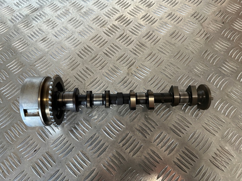 фото №1, Toyota aygo вал распределительного вала 13520-0q010