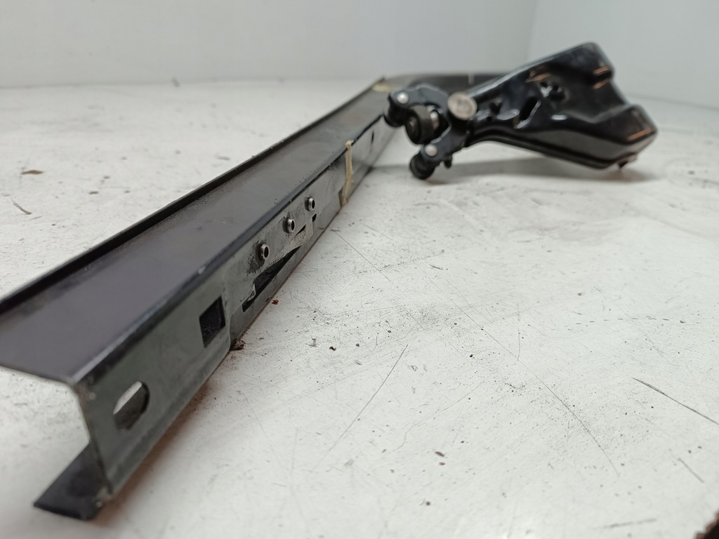 фото №6, Напрямна przesuwnica двері праве lancia phedra