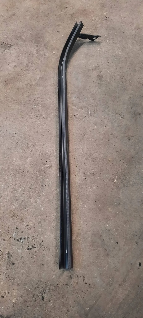 фото №2, Напрямна двері права верхній renault trafic