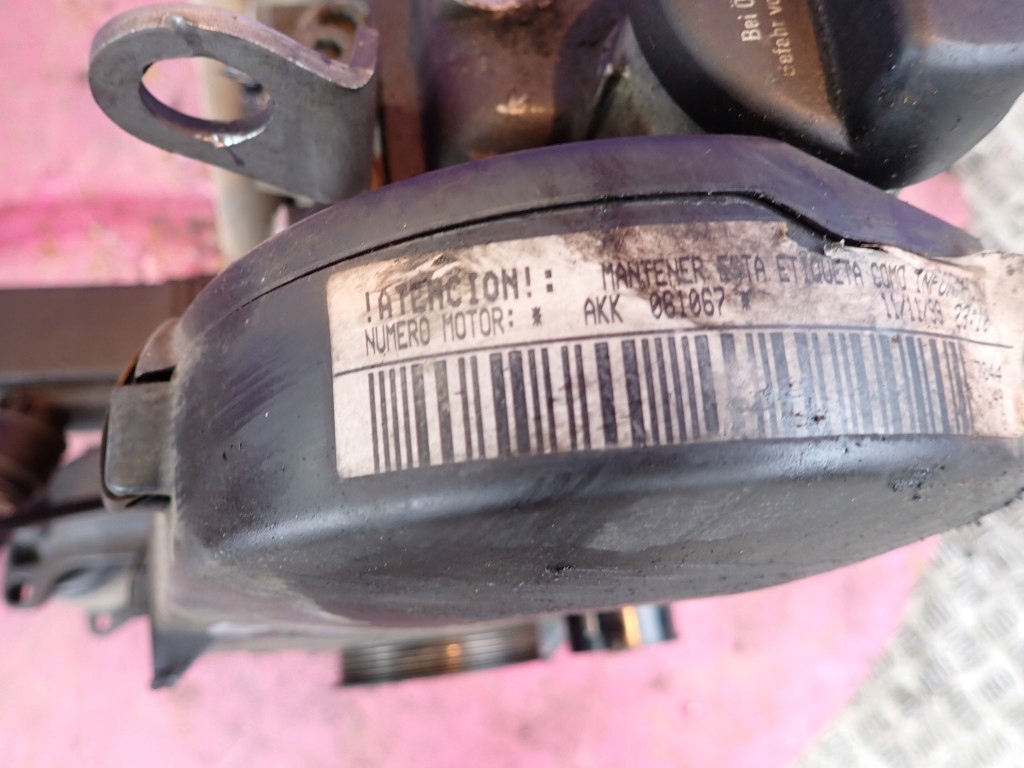 фото №8, Seat cordoba i 6k 1,4 8v 60km akk двигатель бензин test измерение сжатие