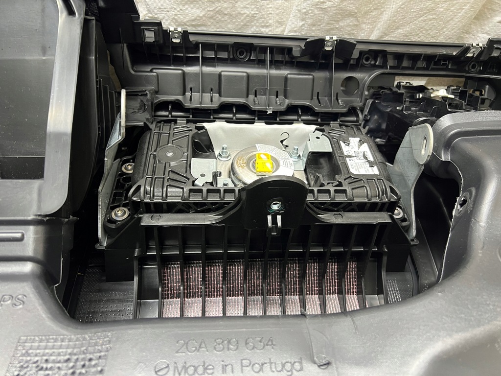 фото №2, Vw t-roc консоль панель приладів подушка безпеки подушки безпеки ремені org.