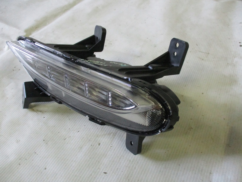 фото №13, Противотуманная фара правый led 3 pin hyundai i30 iii 3 92208s0000
