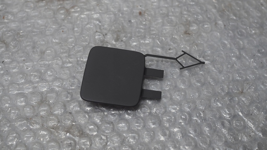 фото №1, Vw polo vi 6 2017+ заглушка фаркоп бампера задняя