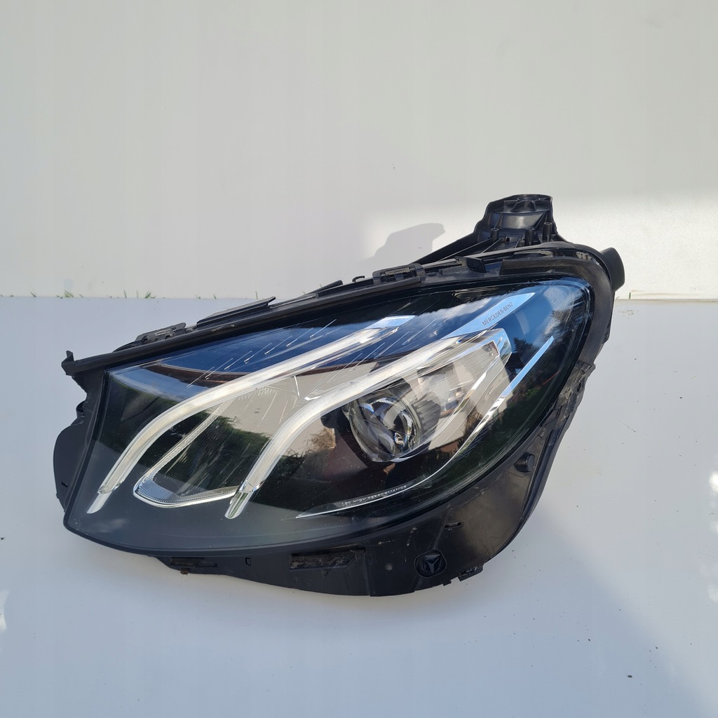 фото №1, Mercedes e-klasa w213 performance лампа левая