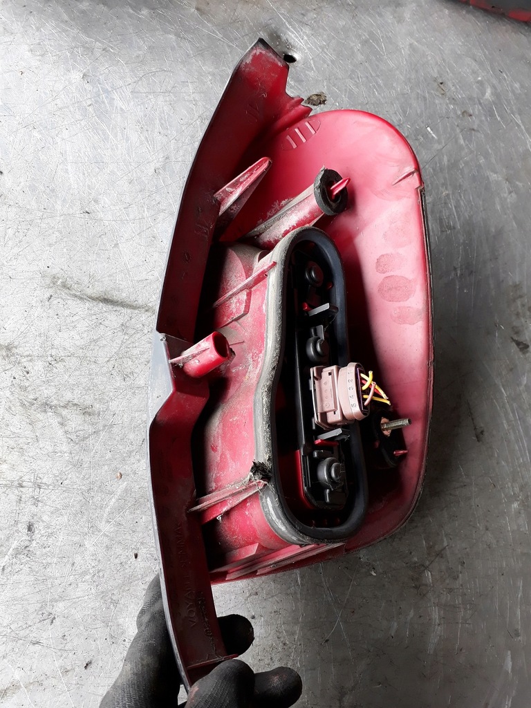 фото №5, Лампа левая задняя peugeot 306 kombi