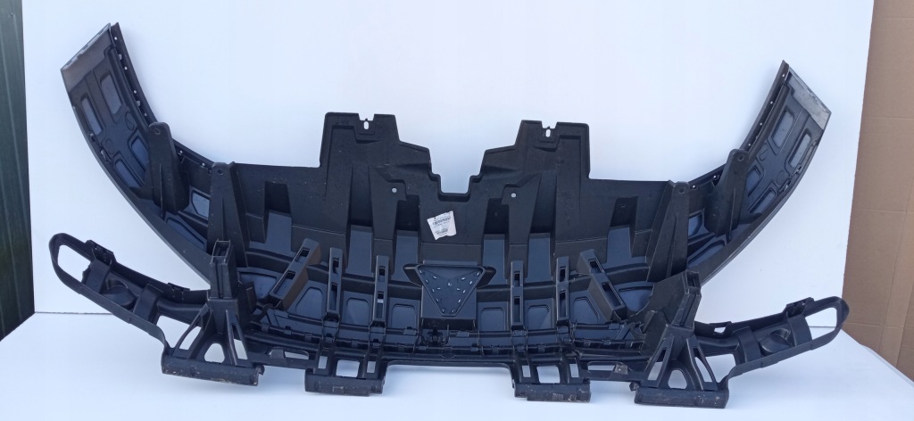 Seat cupra born 21- решітка радіатора частина верхній бампера перед каркас 10e807217h Оригінал