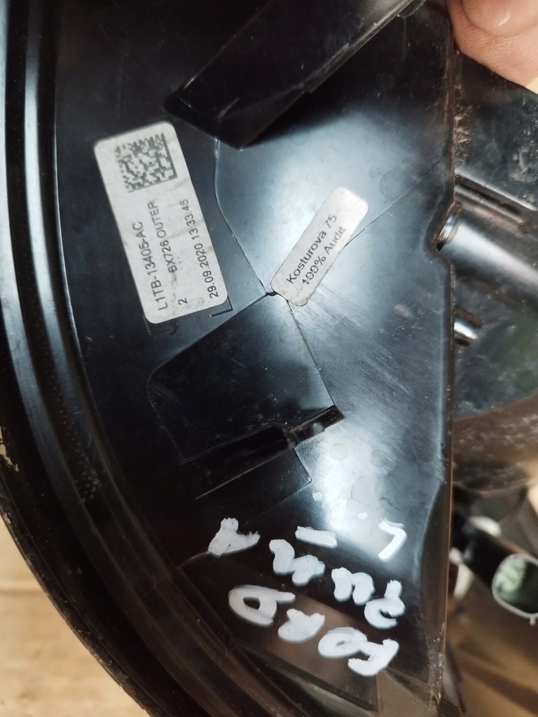 фото №6, Лампа задня ліва ford puma mk2 led l1tb-13405-ac