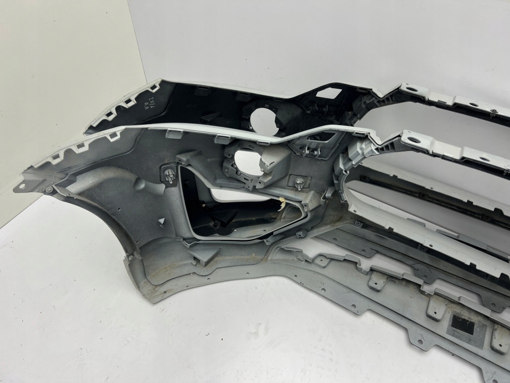 Maserati levante trofeot gts бампер передний перед pod омыватель pdc n ori Недорого