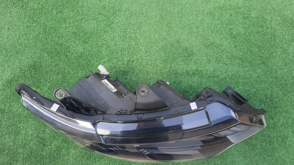 Mitsubischi outlander рестайлінг  full led фара комплект Оригінал