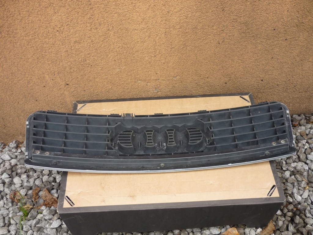 фото №8, Решётка радиатора решётка радиатора audi a6 c5 lift 4.2 v8 4b3853651
