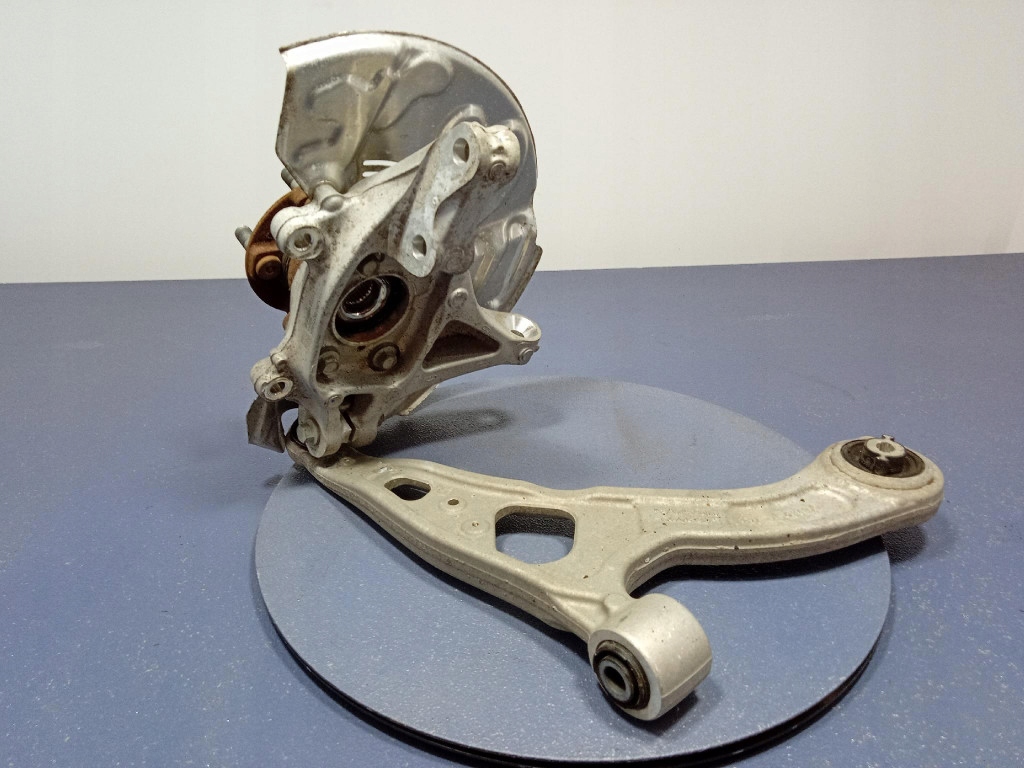 фото №4, Ford mustang mach-e ступица поворотный кулак правая перед передняя lj9c3k170b3a