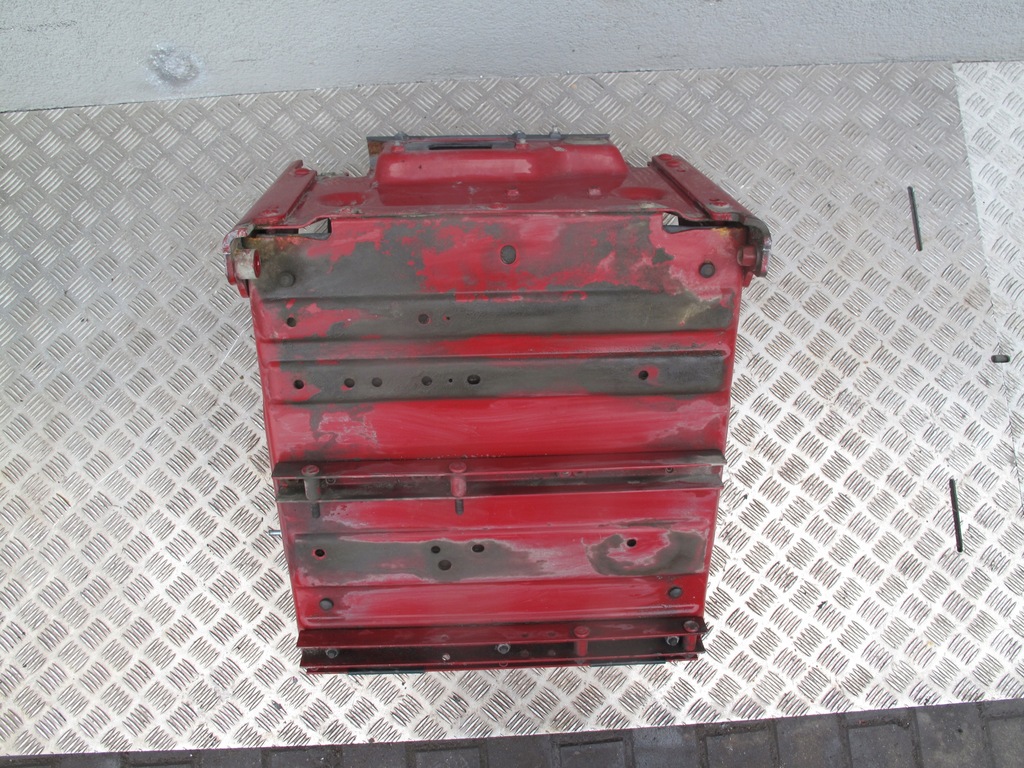 фото №5, Основа акумуляторів scania r s