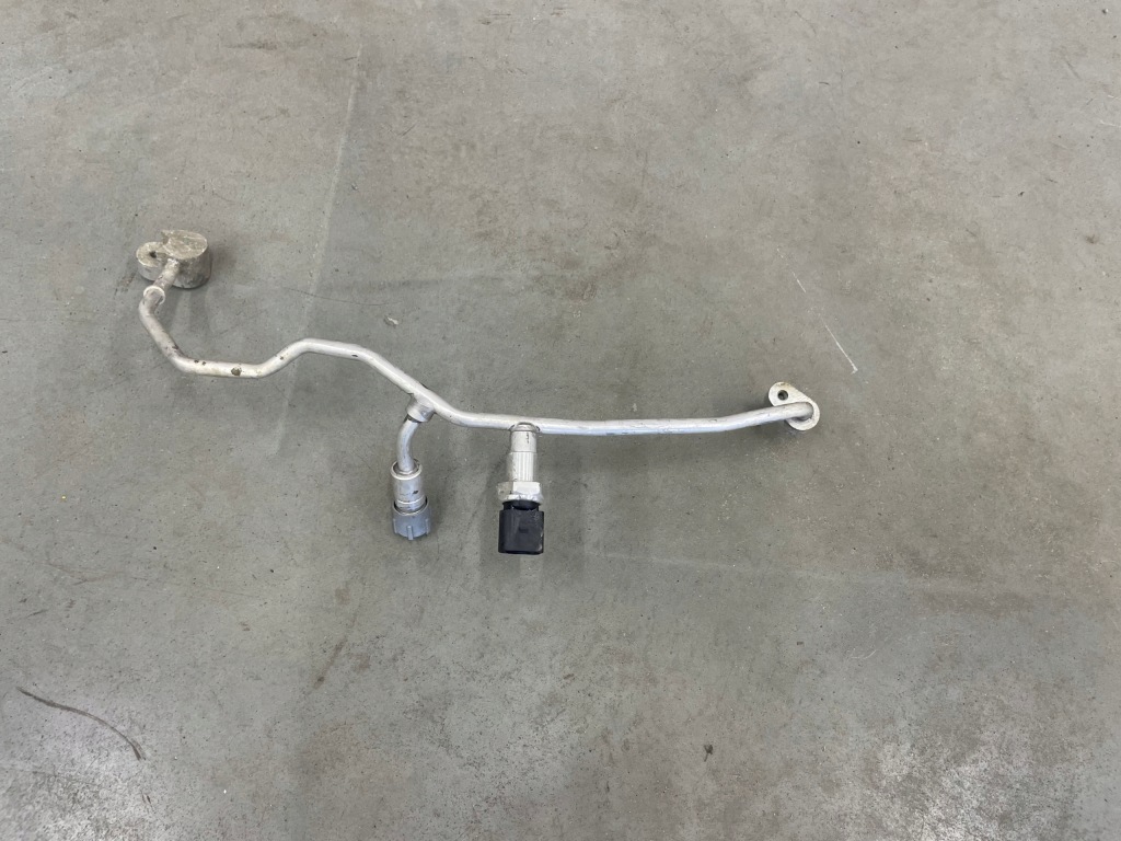 фото №1, Шланг кондиционера audi rsq3 83a rs3 8s0816741 оригинал