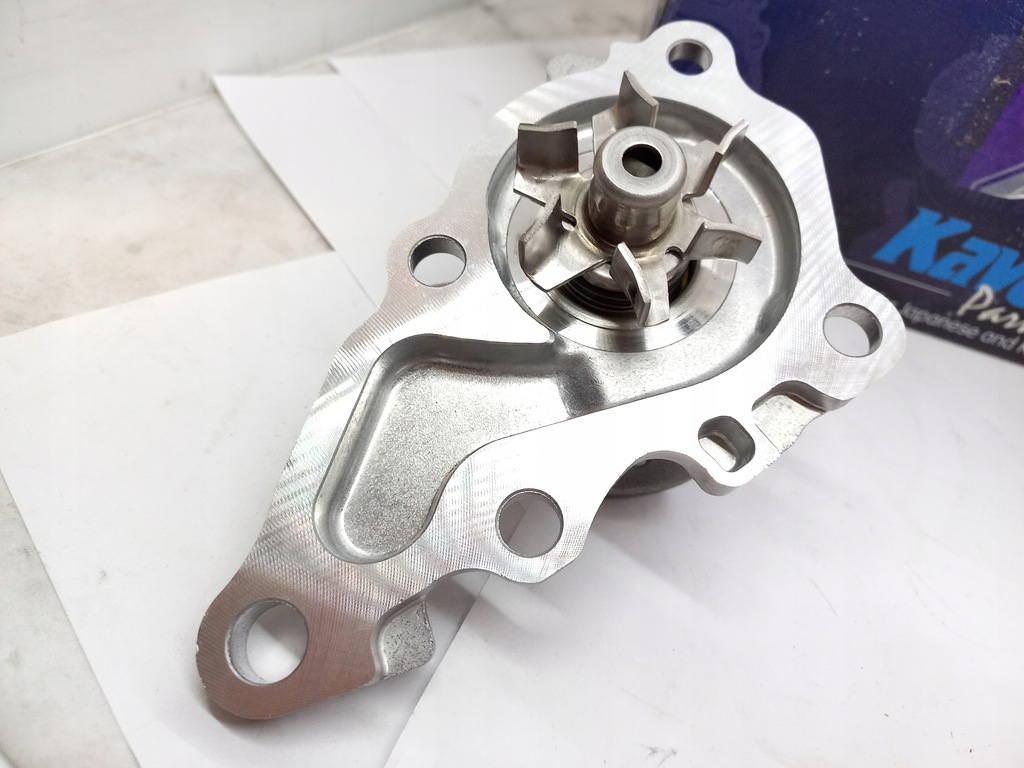 фото №2, Насос wody toyota iq aston martin cygnet scion