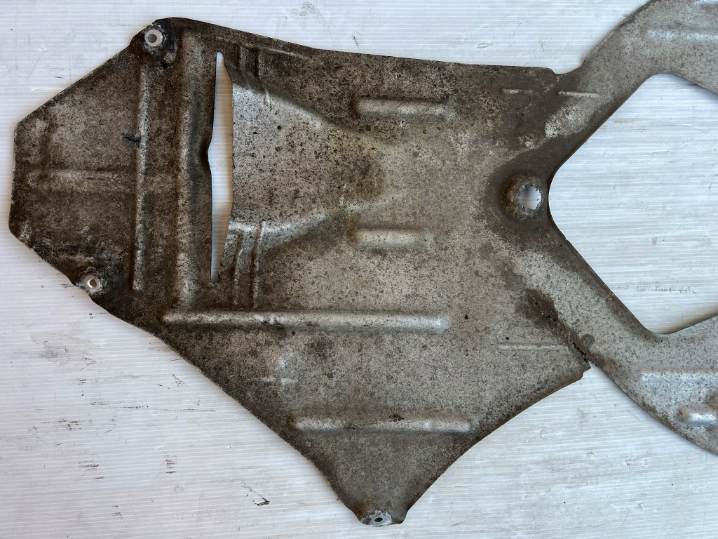 фото №5, Bmw e85 e86 лист плита защита изоляция тепловая 7047808