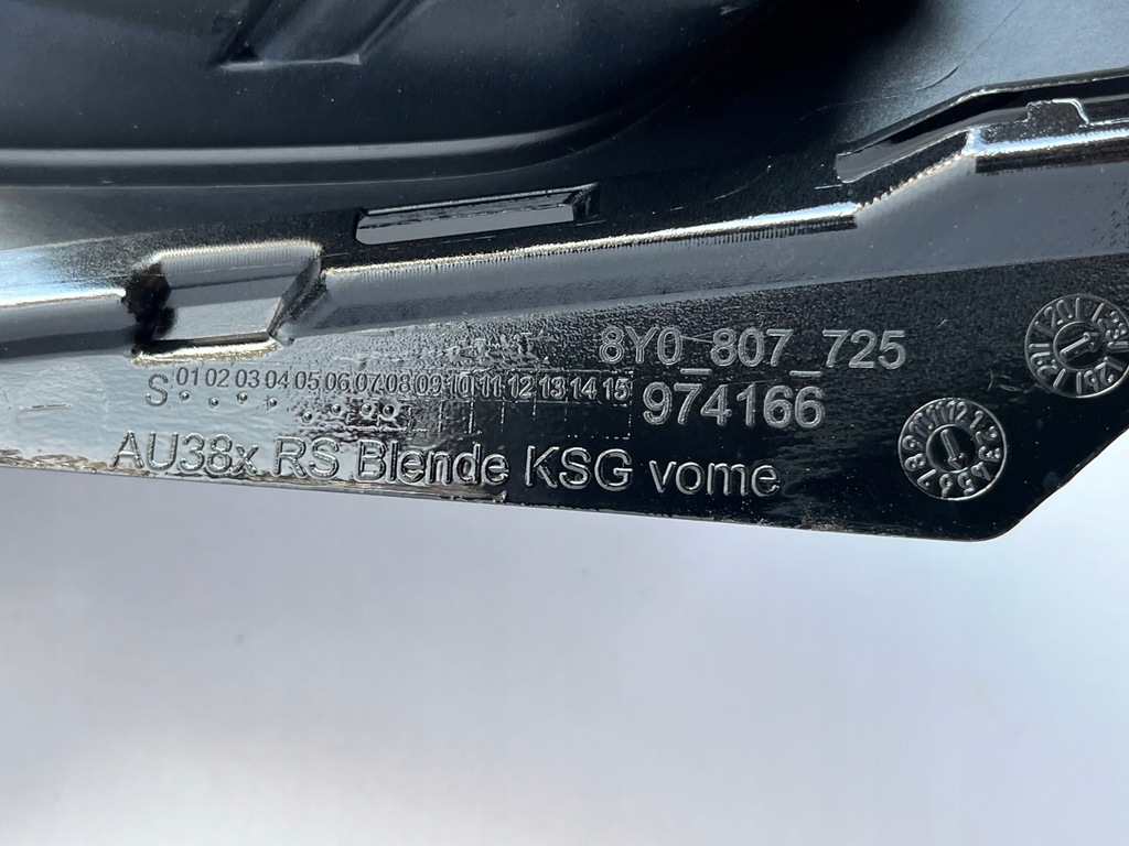 фото №5, Решётка радиатора решётка радиатора рамка audi rs3 8y0 8y0807725