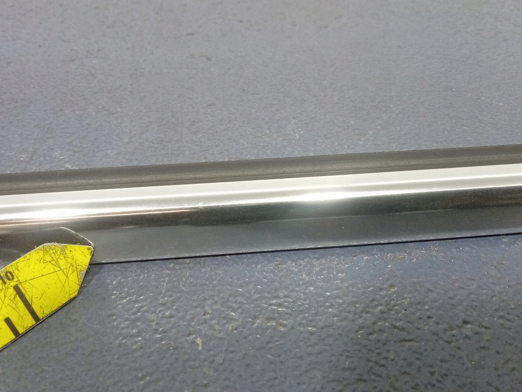 Volvo v40 ii молдинг дверь перед левая передняя хром 31278605 Недорого