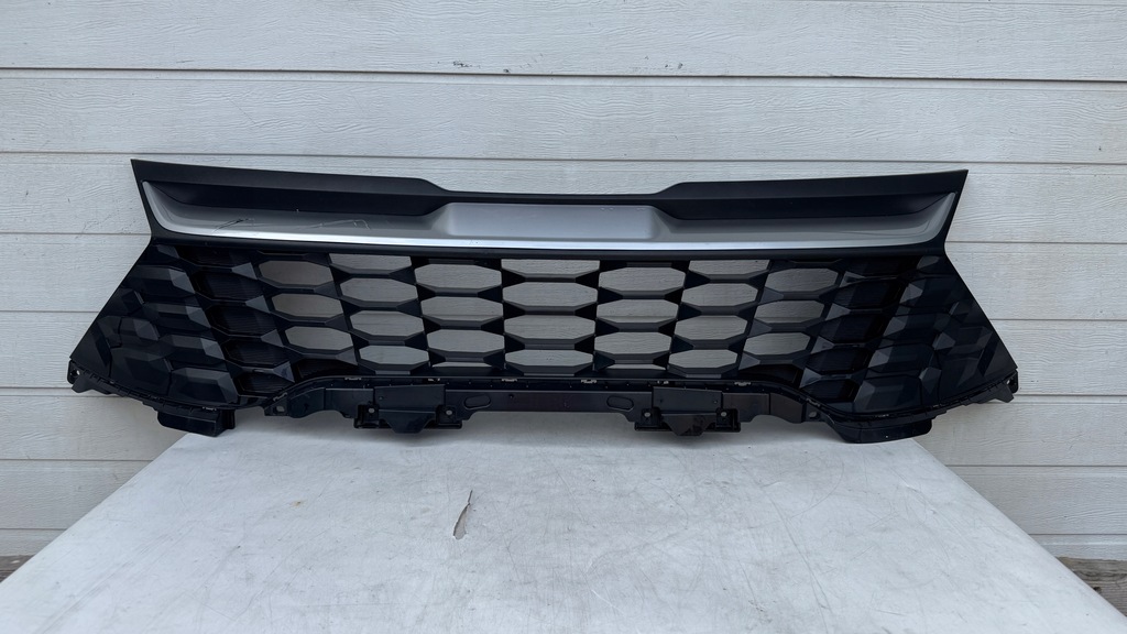 фото №1, Решётка радиатора решётка радиатора бампера kia sportage v 21-24r 86350-r2000