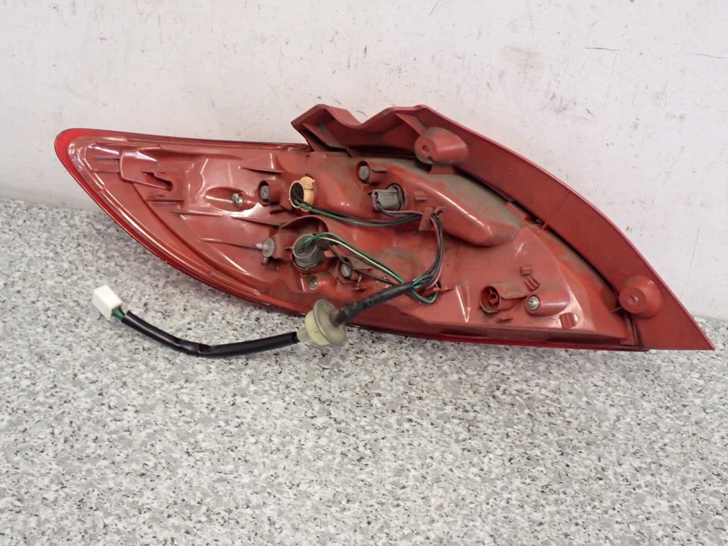 фото №6, Mazda2 mazda 2 de 07-10 лампа задня права