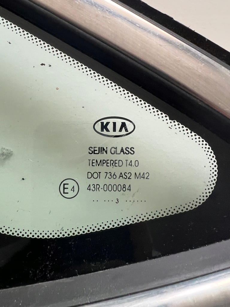 фото №2, Стекло правая перед хром kia ceed ii 12-16