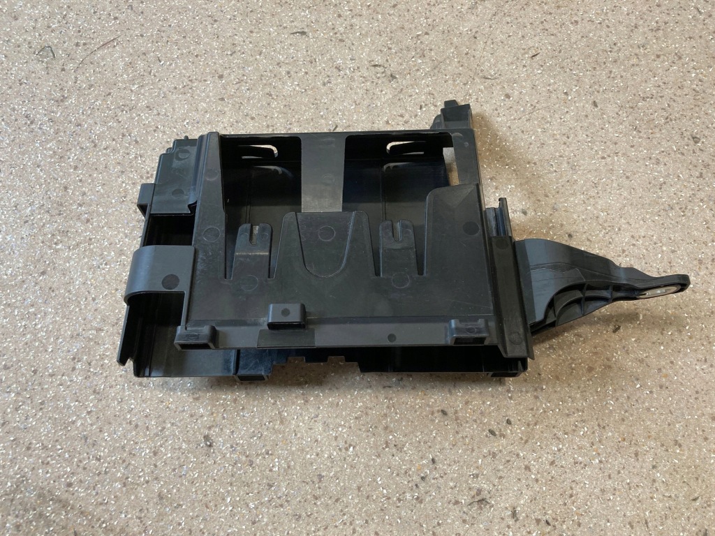 Кронштейн компьютер двигателя bmw 8 g14 7935548 Киев