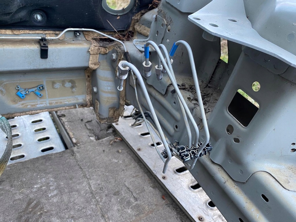 фото №5, Tesla model 3 четверть левая правая перед