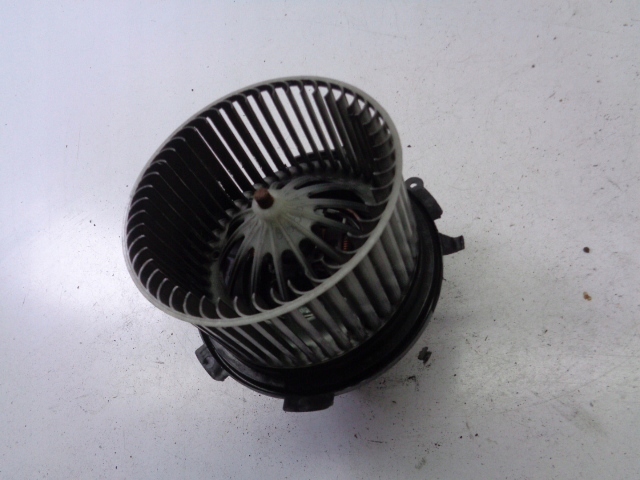 Воздуходувка обдув mercedes sprinter w906 Цена