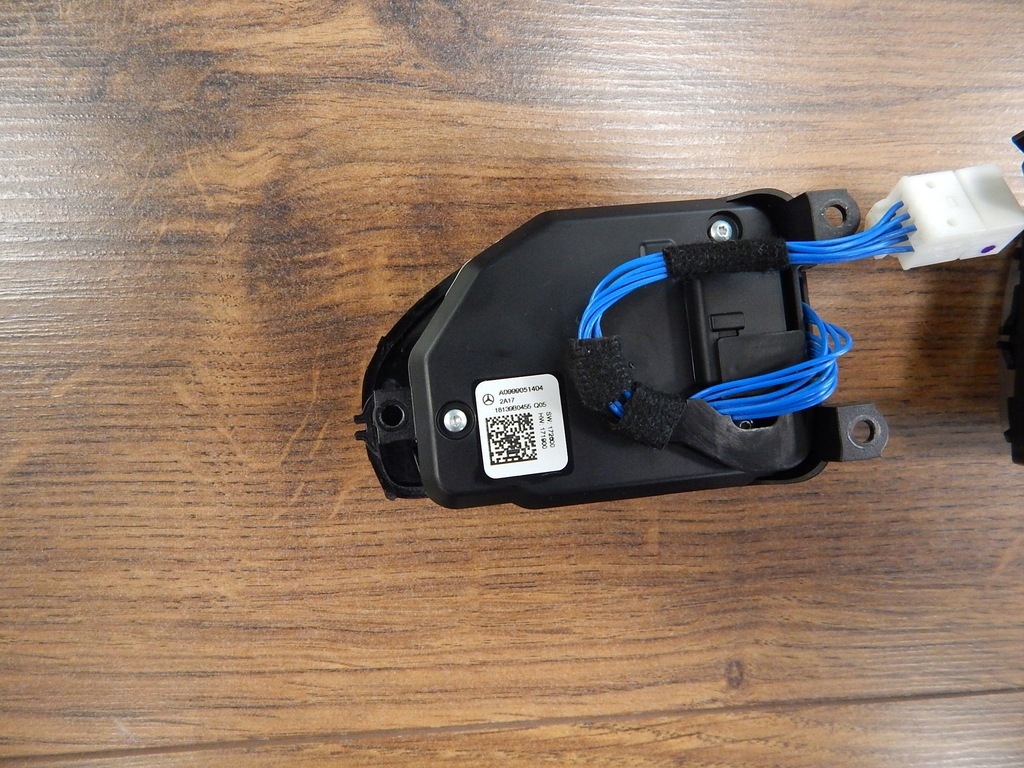 фото №5, Mercedes glc gle w167 w177 w205 x253 x247 кнопки керма a0999051404