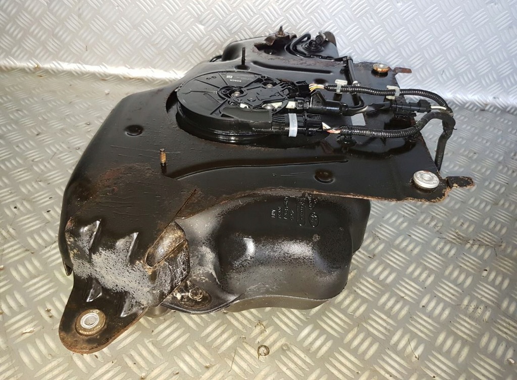 фото №8, Jaguar xj x351 lift 3.0 d бак насос adblue комплект 16r