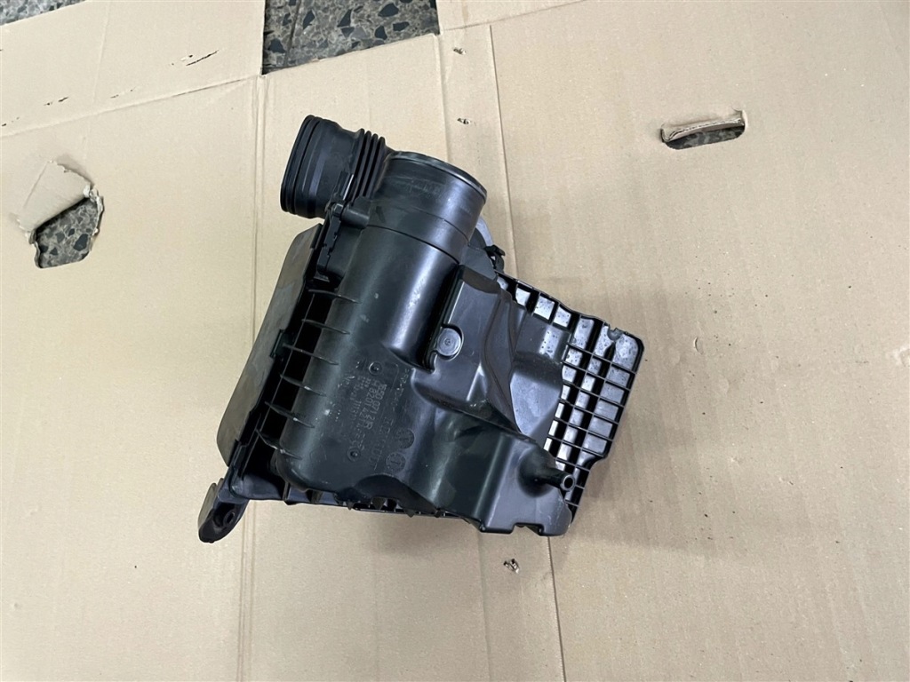 Корпус фільтра повітря витратомір труба 1.5 dci renault kangoo iv 4 в Україні