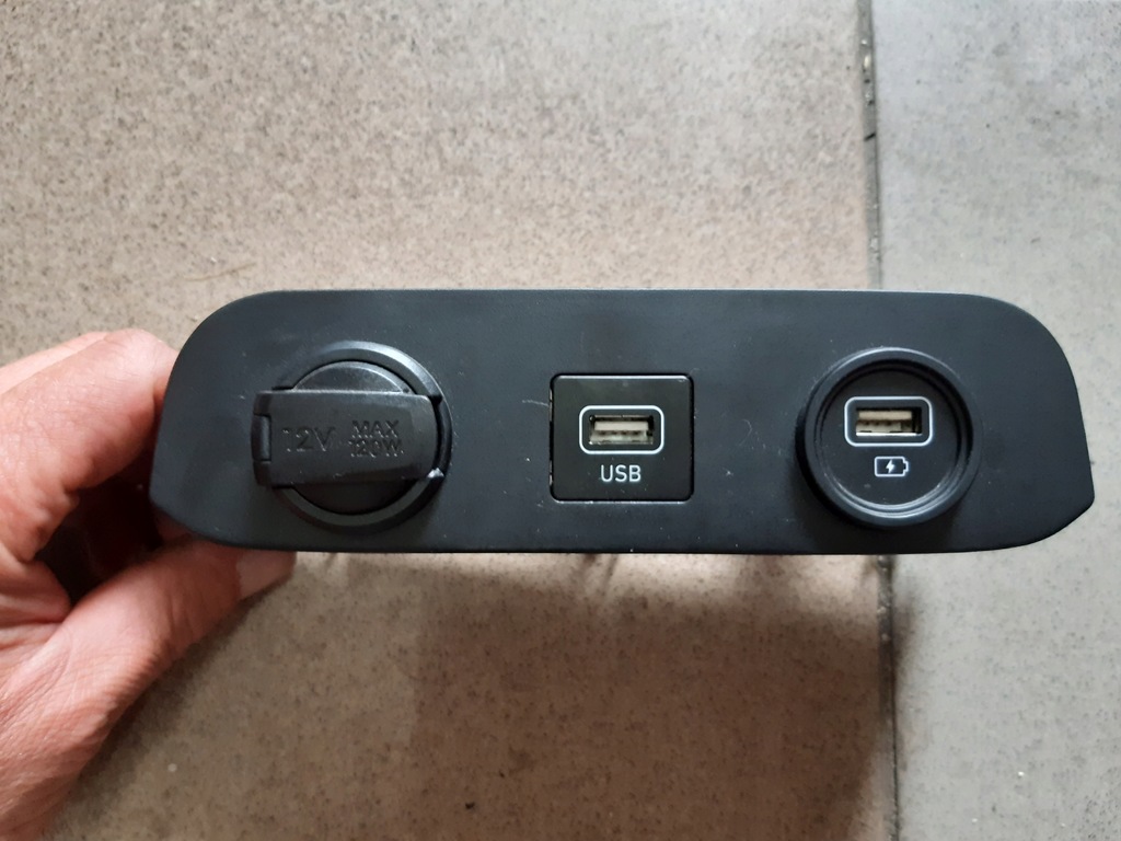 фото №1, Hyundai i10 iii zapallniczka port usb
