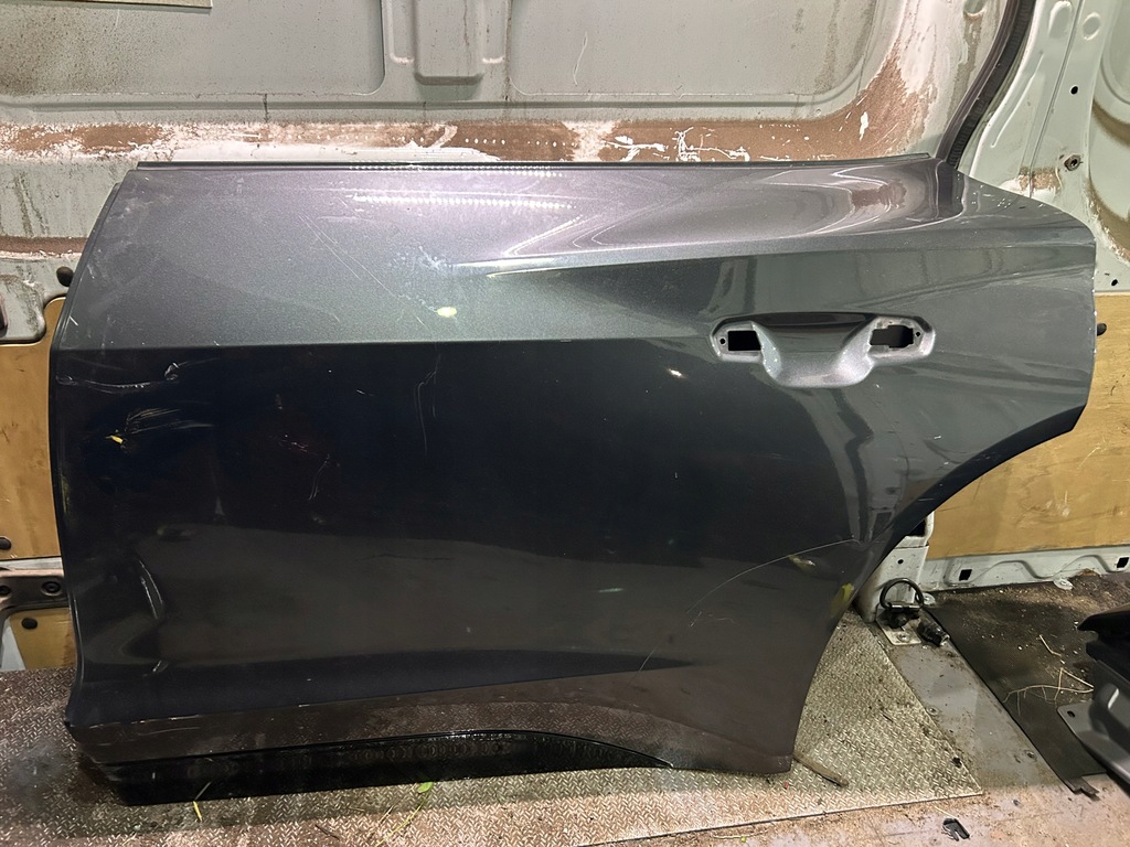 фото №1, Audi e tron gt 4j3 двері задні ліва