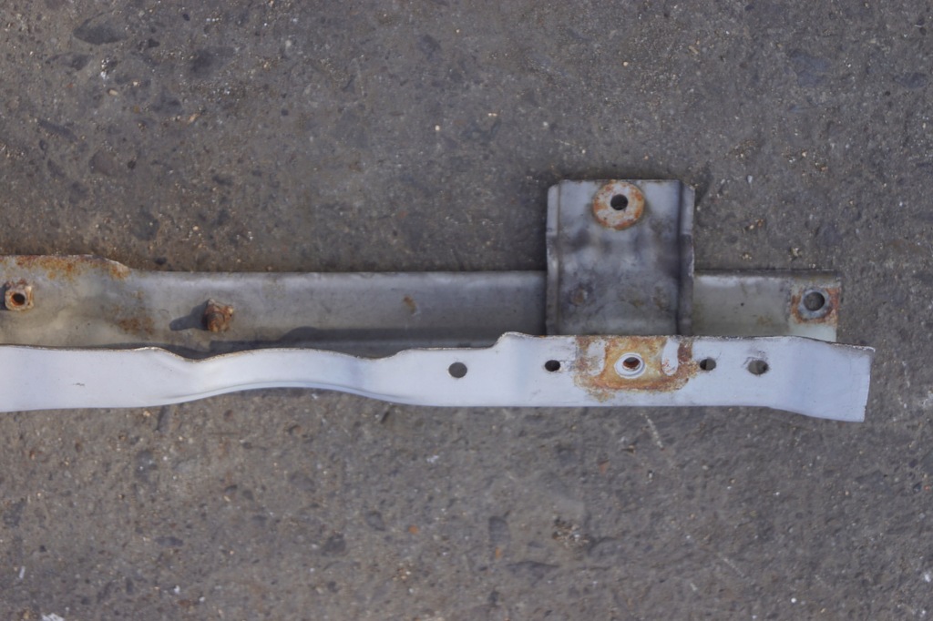 фото №8, Pas усилитель верхний перед suzuki liana