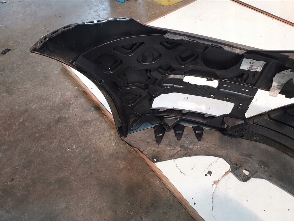 фото №8, Бампер напрямна vw caddy 2k5 15+ перед nr w787