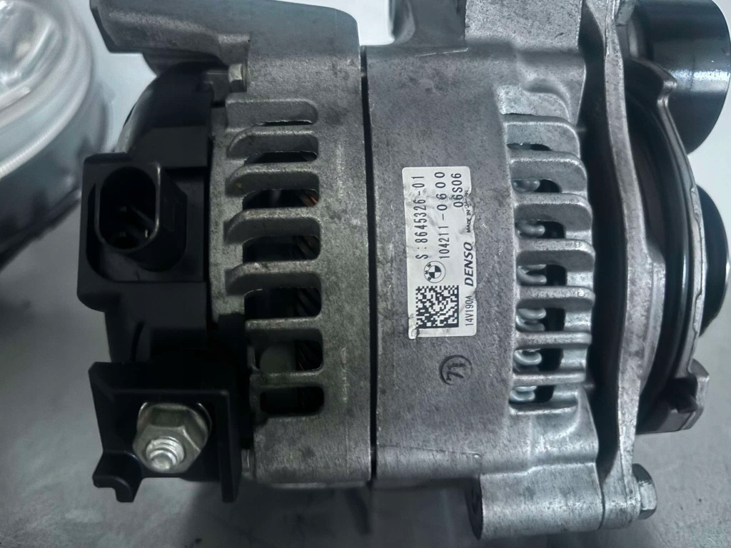Купить Генератор bmw n20b20 8645326