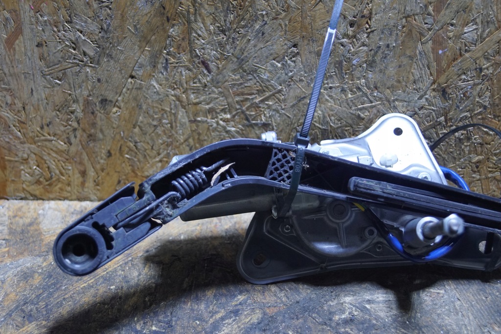 фото №6, Subaru justy iv моторчик дворники задняя + рычаг