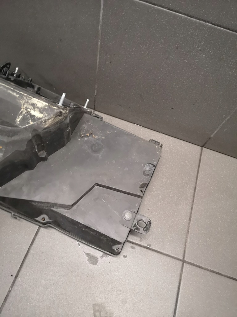 фото №10, Корпус блок управління audi a8 d2 eu 4d1937128e