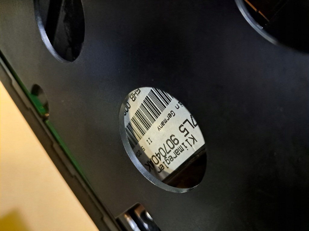 фото №9, Porsche cayenne 1 i 7l рамка корзина карман радио панель