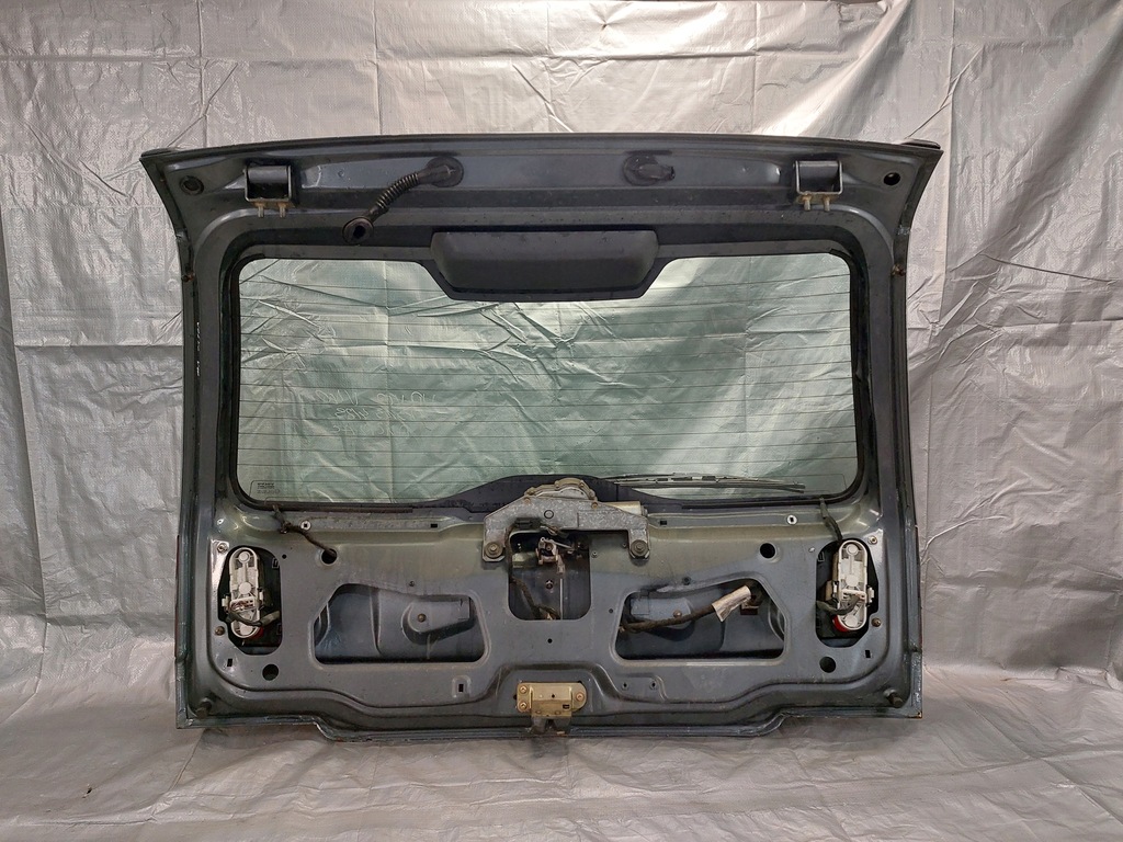 фото №10, Крышка багажника багажника volvo v40 i