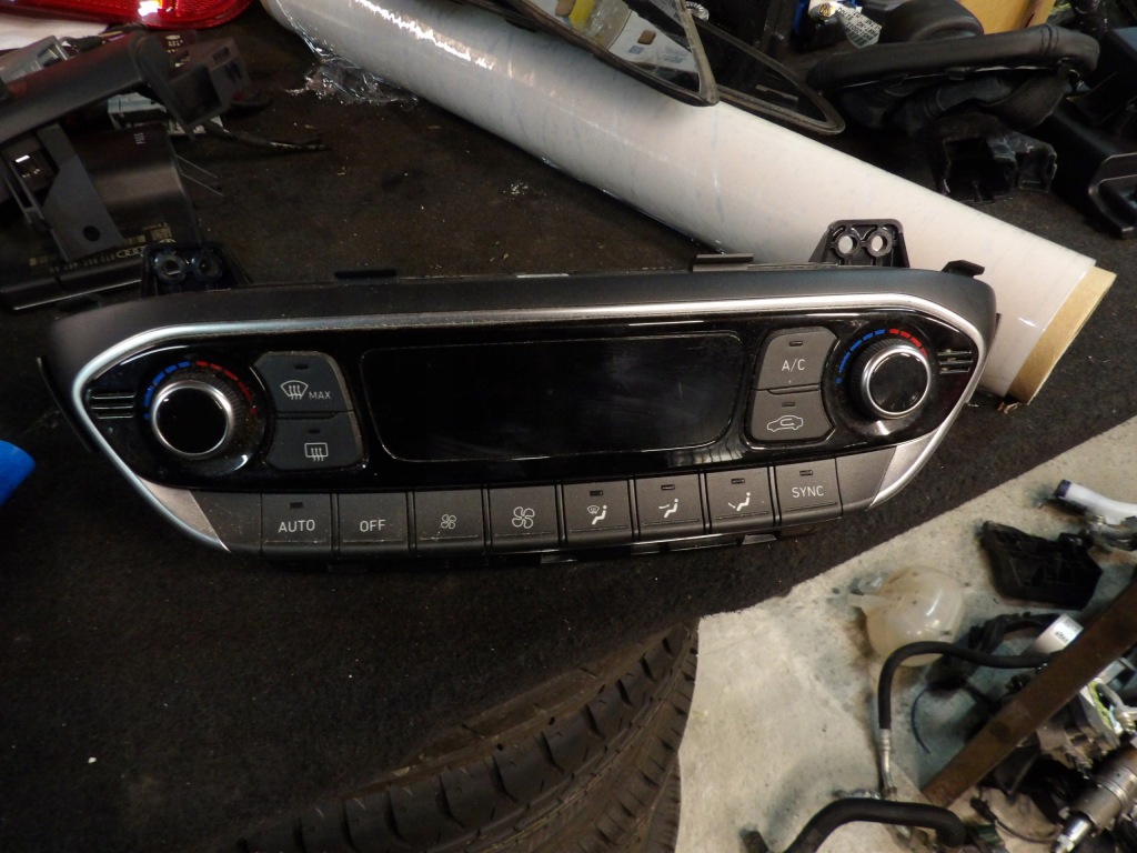 фото №1, Панель обдув кондиціонера 97250-g4251 hyundai i30 iii