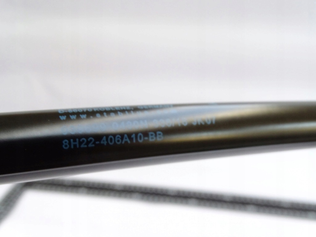 фото №3, Оригінальний амортизатор кришки задній discovery 4 iv