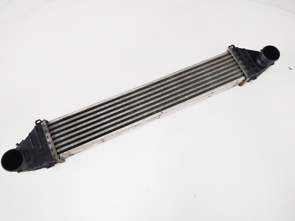 Купити Volvo v50 05r 2,5 turbo інтеркулер