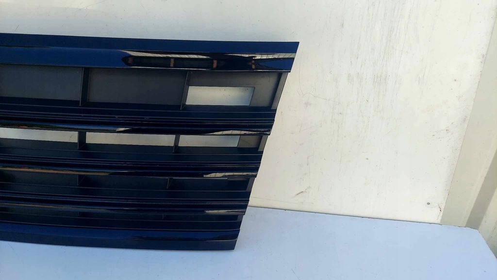 фото №6, Vw touareg iii 760 18- решітка радіатора решітка радіатора бампера перед black 3137