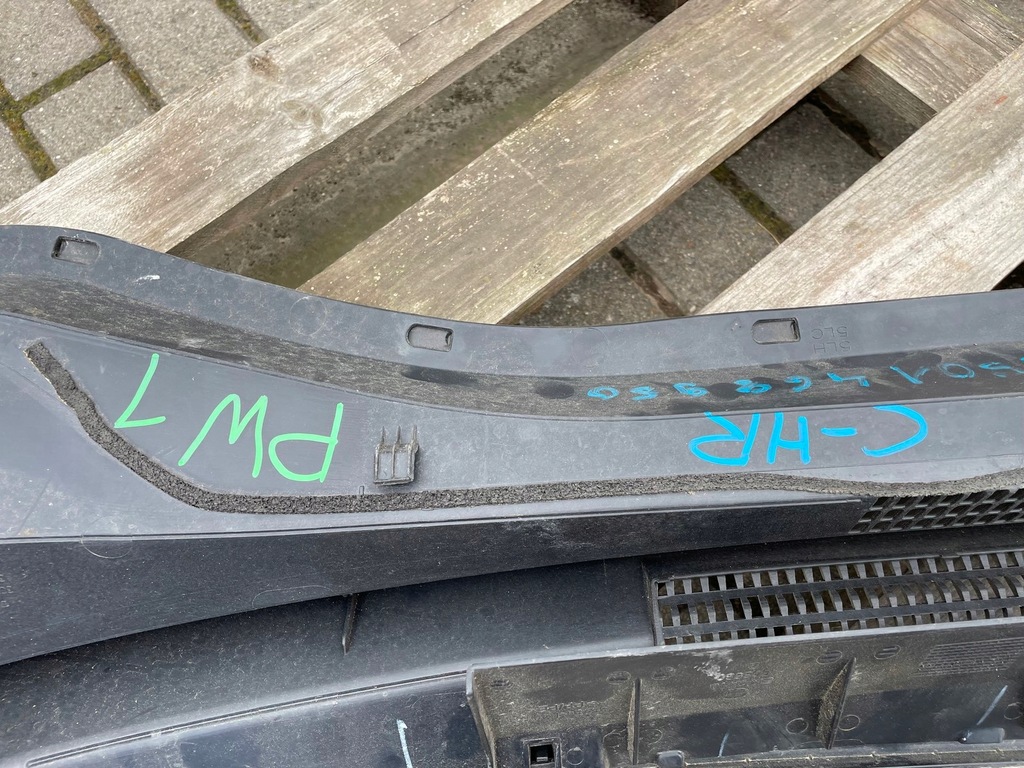 фото №8, Toyota c-hr жабо 55708-f4010