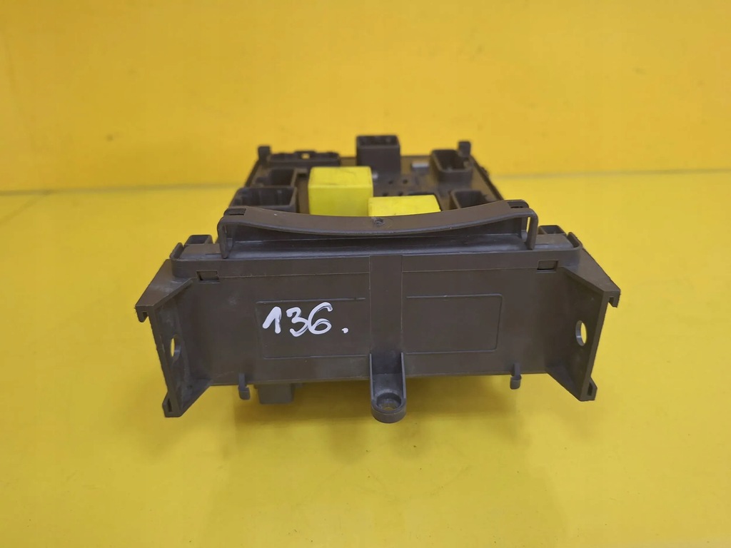 фото №5, Коробка предохранителей 8200004201e renault laguna ii nr136