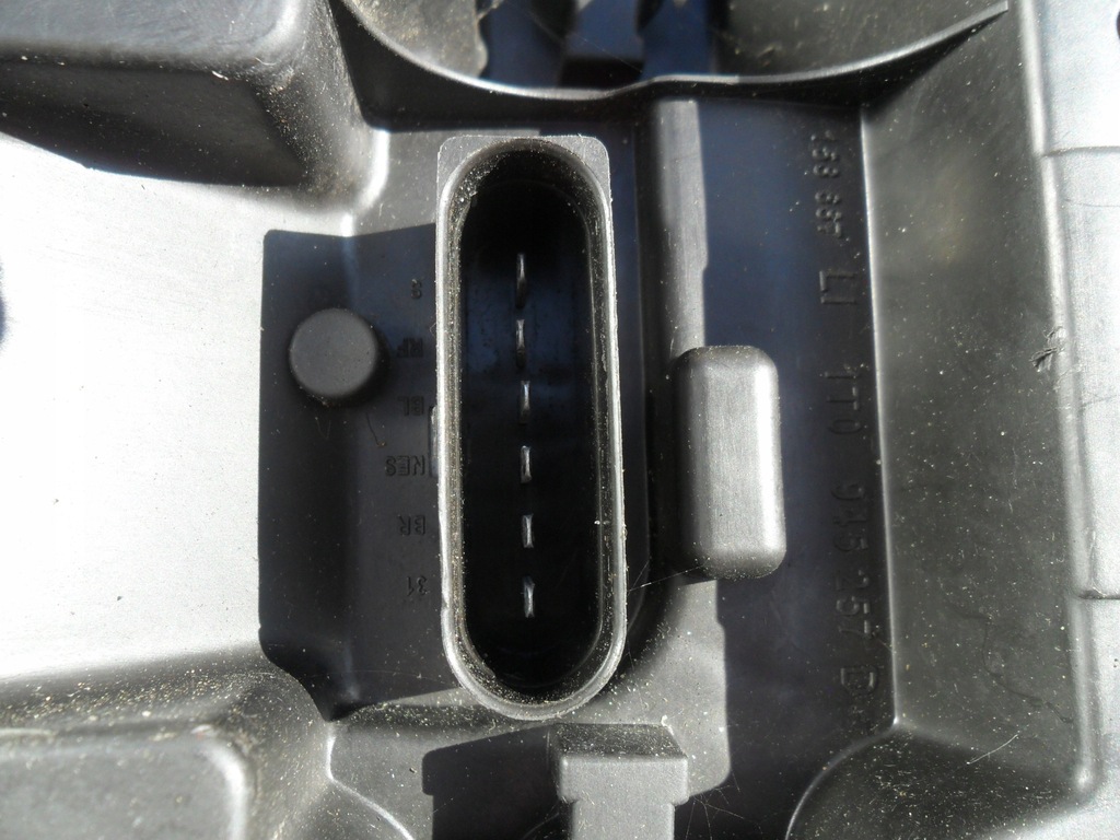 фото №16, Vw touran lift лампа левый задняя 1t0945257d